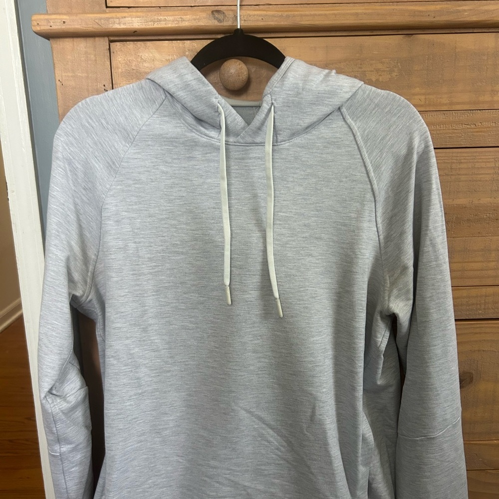 Men's Gray Lululemon City Sweat Pullover Hoodie - Medium